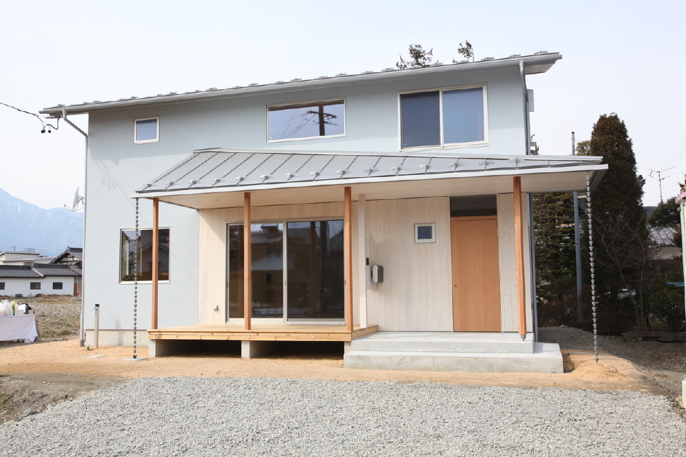 太陽の陽ざしいっぱいのお家